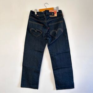 Levi’s Red buckle back denim jeans relaxed fit 32x32